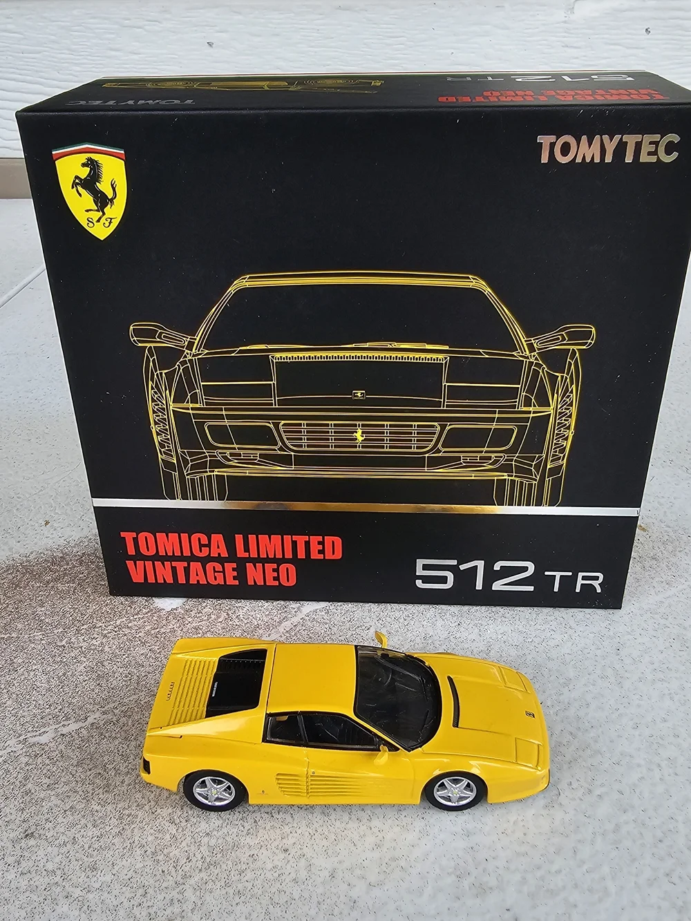Tomica Limited Vintage NEO Ferrari 512 TR Yellow Takara Tomy Mall Exclusive 1/64